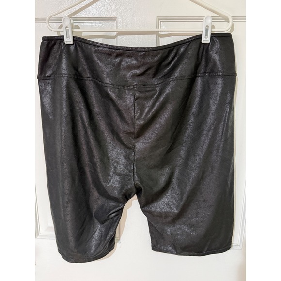 Dex Blacktape Faux Leather Biker Shorts Women's Plus Size 2X Shiny Metallic - Picture 2 of 3